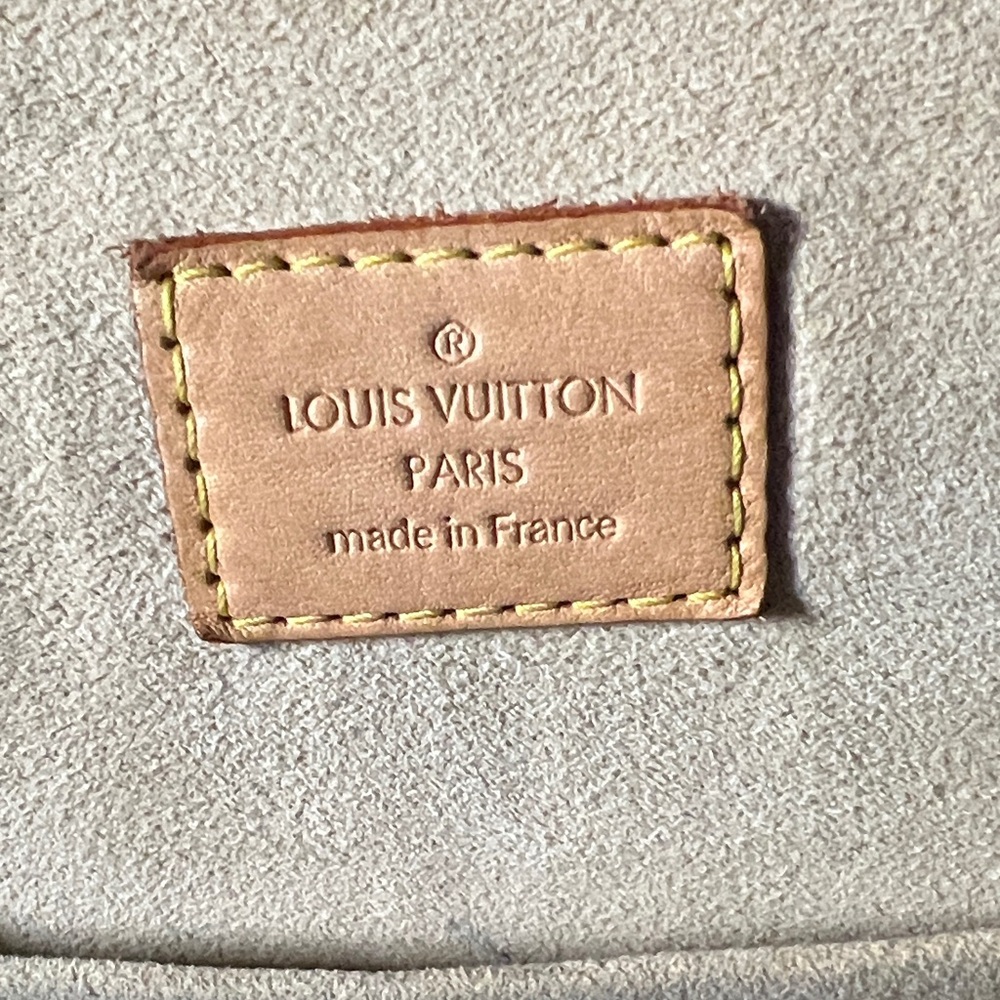 Louis Vuitton Monogram Satchel (Hudson Pm)(authenticated) - Picture 11 of 17
